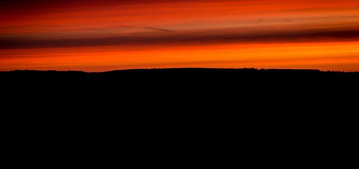Red Dawn - Castle Cary, Somerset, UK. ID 805_7816