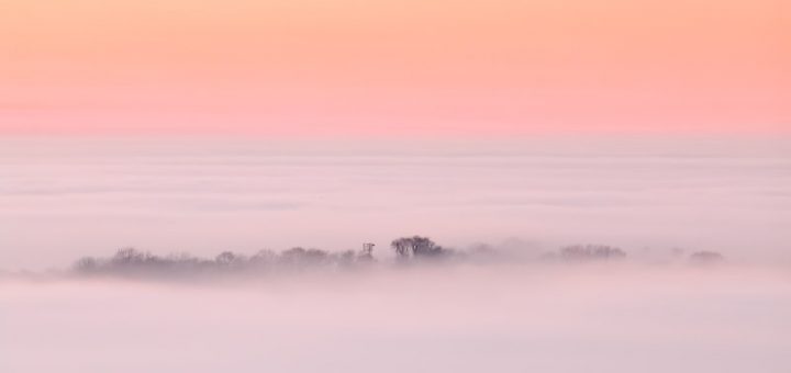 The Levels in Mist - Lynchcombe, Somerset, UK. ID DSCN6640